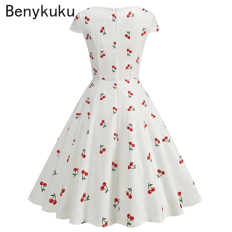 Sukienka w stylu lat 50. i 60. – Women'S Fashion Of The 50S recenzja i cena