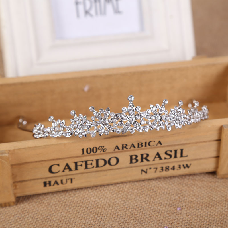 Kryształowa tiara ślubna do wł – Women Fashion Style recenzja i cena